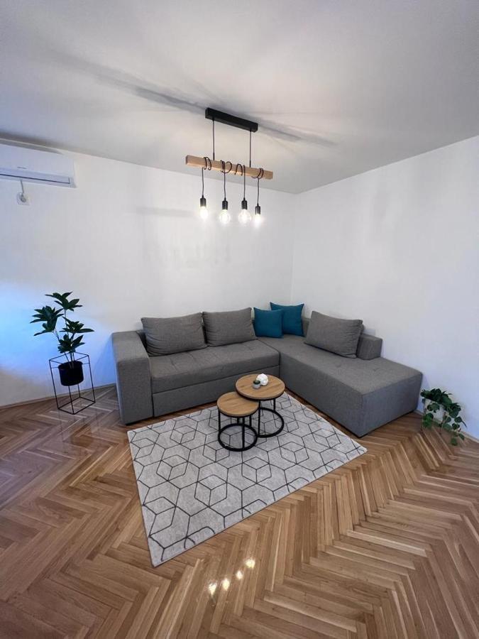 Sari City Center Apartment ノヴィ・サド エクステリア 写真